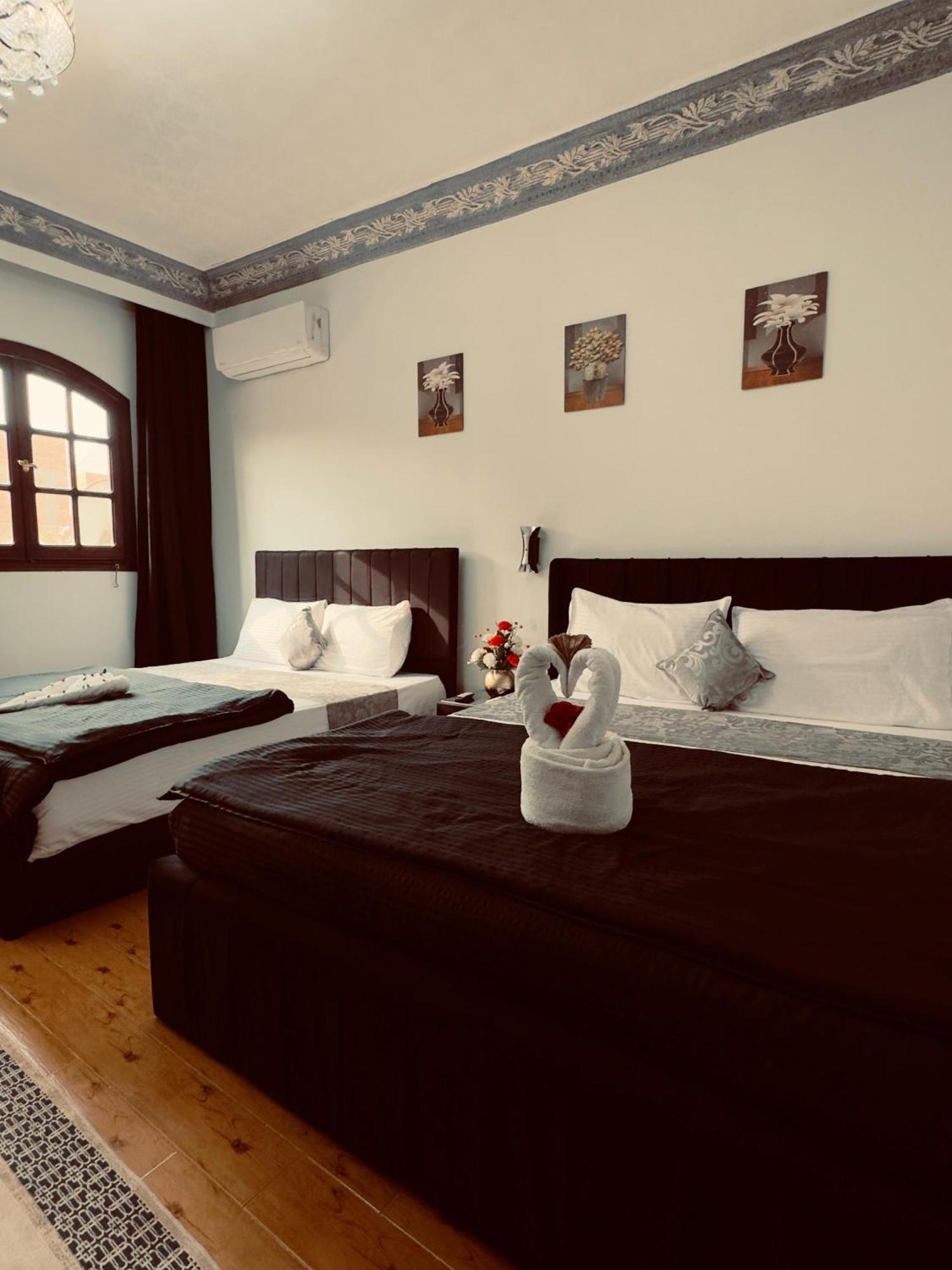 Pyramids Kingdom - Guest House Kafrat al Jabal ภายนอก รูปภาพ